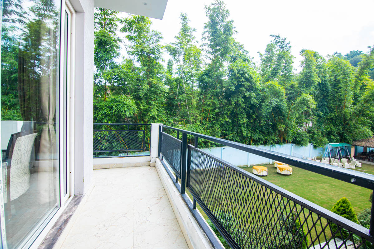 Wildlife Stays by Corbett Treff